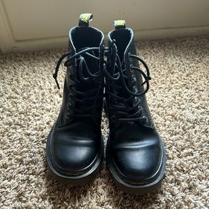 Like new Dr.martens
